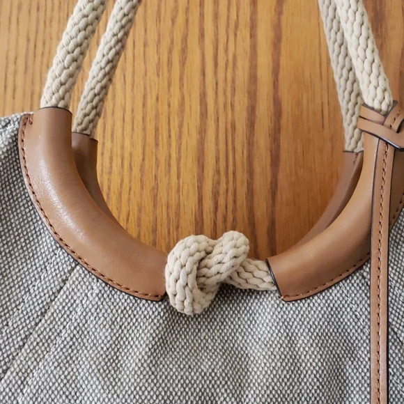 Michael Michael Kors Isla Ring shoulder Tote - Picture 8 of 10